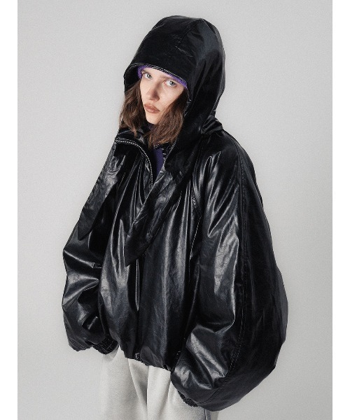 ELCHELE(エルチェレ)の「PADDED BOMBER JACKET(ブルゾン・レディース・ダークブラウン系1/ブラック・FREE)」の4枚目の写真