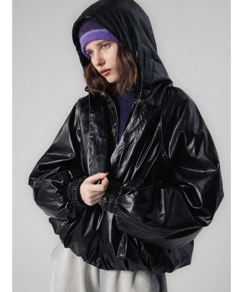 ELCHELE(エルチェレ)の「PADDED BOMBER JACKET(ブルゾン・レディース・ダークブラウン系1/ブラック・FREE)」の3枚目の写真