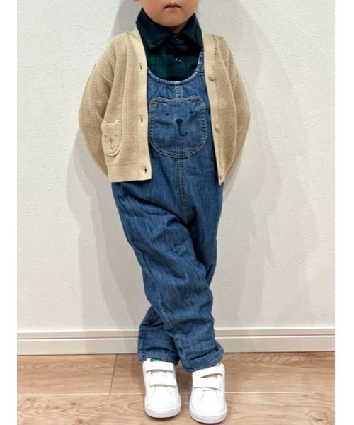GAP(ギャップ)の「あったか裏地 デニム くまさんポケット オーバーオール (ベビー)(サロペット/オーバーオール・キッズ・インディゴブルー・60cm/80cm/70cm/90cm)」の4枚目の写真