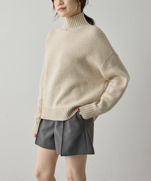 Drawing Numbers(ドローイング ナンバーズ)の「【Drawing Numbers】接結ルーズタートルニット(ニット/セーター・レディース・ネイビー/ライトベージュ/サックスブルー・38)」の18枚目の写真