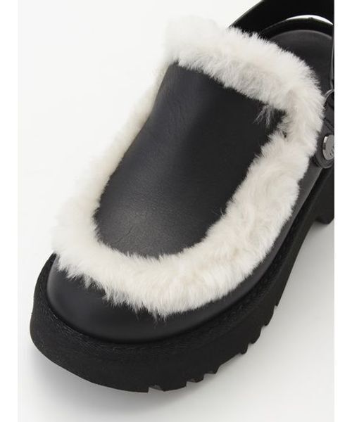 UGG(アグ)の「【UGG】ESMEE LEATHER CLOG(スリッポン・レディース・ブラック・25/22/24/23)」の3枚目の写真
