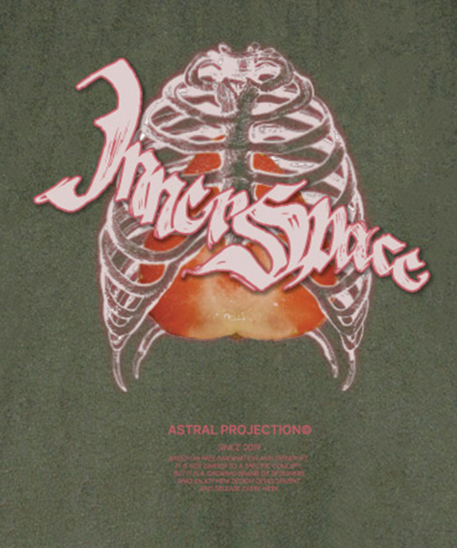 ASTRAL PROJECTION（アストラルプロジェクション）の「[オーバーサイズ]インナースペース 13番手 綿 ラウンドネック 半袖Tシャツ_カーキ（Tシャツ/カットソー・メンズ・その他・LARGE/MEDIUM/X-LARGE/XX-LARGE）」の3枚目の写真