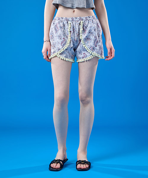 KOLEAT（コレット）の「リゾートボヘミアンフレアマルチ水着ショートパンツ [アイボリー]（その他パンツ・レディース・アイボリー・FREE）」の2枚目の写真