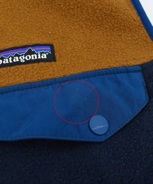 patagonia（パタゴニア）の「【USED】Patagonia シンチラ フリースベスト（ベスト・メンズ・ネイビー・LARGE）」の4枚目の写真