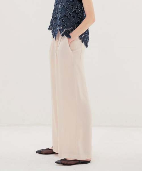DRESSLAVE（ドレスレイブ）の「velvet satin relaxy pants(ベルベットサテンリラックスパンツ)（その他パンツ・レディース・ブラック/ホワイト・38）」の3枚目の写真