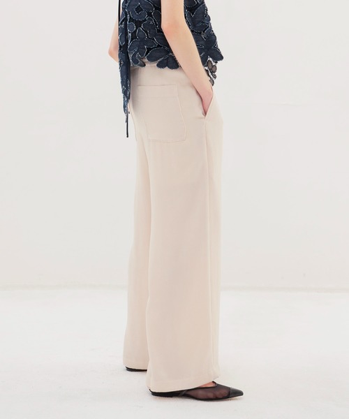 DRESSLAVE（ドレスレイブ）の「velvet satin relaxy pants(ベルベットサテンリラックスパンツ)（その他パンツ・レディース・ブラック/ホワイト・38）」の5枚目の写真