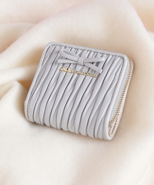 JILL by JILL STUART（ジルバイジルスチュアート）の「ミニリボンパフィーウォレット（財布・レディース・ブルー/ピンク/ブラック・FREE）」の3枚目の写真