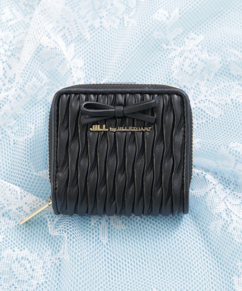 JILL by JILL STUART（ジルバイジルスチュアート）の「ミニリボンパフィーウォレット（財布・レディース・ブルー/ピンク/ブラック・FREE）」の16枚目の写真