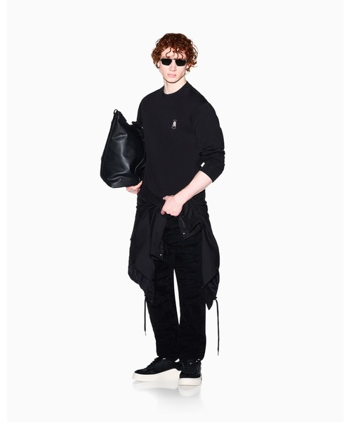ARMANI EXCHANGE(アルマーニエクスチェンジ)の「【A|X アルマーニ エクスチェンジ】AXロゴ スウェットプルオーバー(EC限定カラー含)(スウェット・メンズ・グレイッシュベージュ/ブラック・LARGE/MEDIUM/SMALL/X-LARGE/X-SMALL/XX-LARGE)」の12枚目の写真