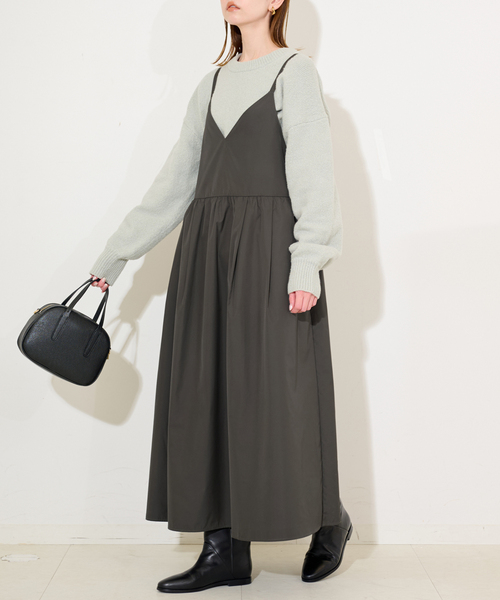 SLOBE IENA(スローブイエナ)の「マットタフタキャミワンピース(ワンピース・レディース・カーキ/ネイビー・FREE)」の7枚目の写真