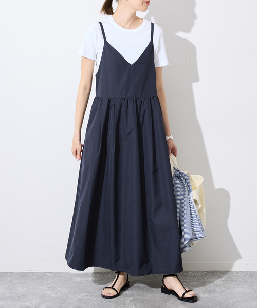 SLOBE IENA(スローブイエナ)の「マットタフタキャミワンピース(ワンピース・レディース・カーキ/ネイビー・FREE)」の11枚目の写真