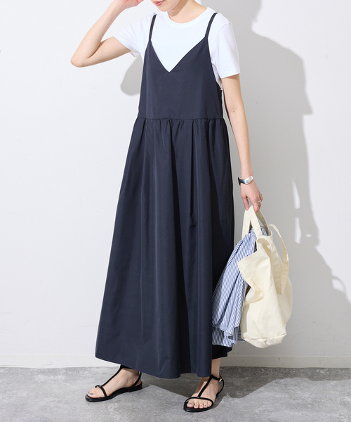 SLOBE IENA(スローブイエナ)の「マットタフタキャミワンピース(ワンピース・レディース・カーキ/ネイビー・FREE)」の12枚目の写真