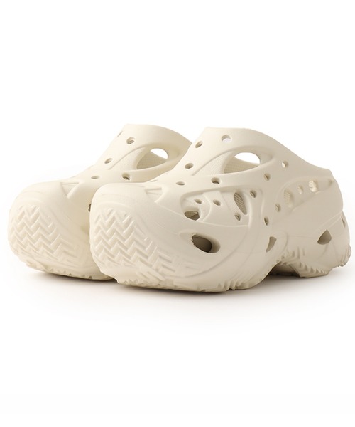 crocs(クロックス)の「crocs Caged Clog / クロックス ケージド クロッグ(サンダル・レディース・アイボリー・22.0cm/23.0cm/24.0cm/25.0cm)」の1枚目の写真