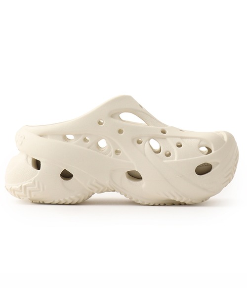 crocs(クロックス)の「crocs Caged Clog / クロックス ケージド クロッグ(サンダル・レディース・アイボリー・22.0cm/23.0cm/24.0cm/25.0cm)」の5枚目の写真