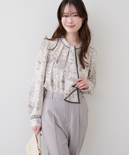 natural couture（ナチュラルクチュール）の「配色ボウタイ２WAYブラウス（シャツ/ブラウス・レディース・オフホワイト/ネイビー/ミント/その他1/ピンクベージュ/グレイッシュベージュ・FREE）」の6枚目の写真