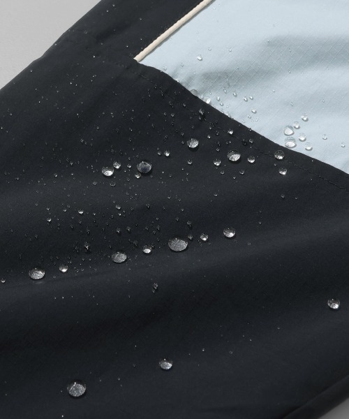 Bukta(バクタ)の「撥水ライトトラックジャケット(その他アウター・メンズ・ブラック/ネイビー/ベージュ・MEDIUM/X-LARGE/LARGE)」の18枚目の写真