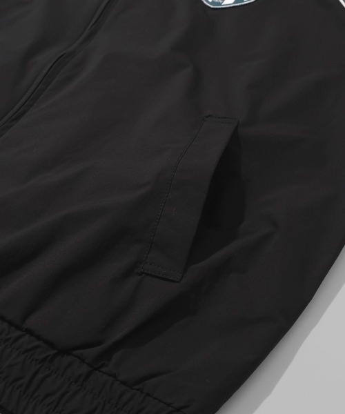 Bukta(バクタ)の「撥水ライトトラックジャケット(その他アウター・メンズ・ブラック/ネイビー/ベージュ・MEDIUM/X-LARGE/LARGE)」の21枚目の写真