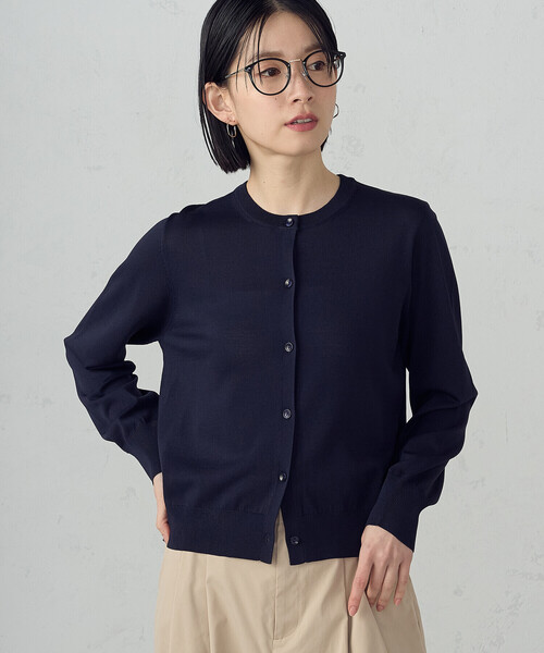 COMME CA ISM（コムサイズム）の「【UVカット・ウォッシャブル】ベーシック クルーネックカーディガン（カーディガン/ボレロ・レディース・ネイビー/ブラック/アイボリー/グリーン・LARGE/MEDIUM）」の21枚目の写真