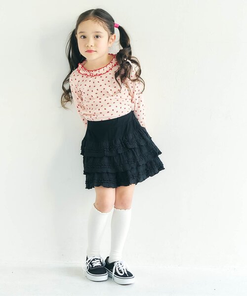 apres les cours（アプレレクール）の「フリルティアードスカパン（その他パンツ・キッズ・ブラック/オフホワイト・100/130/120/110/90/80）」の3枚目の写真