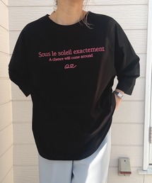 Q | ラウンドネック刺繍T(Tシャツ/カットソー)