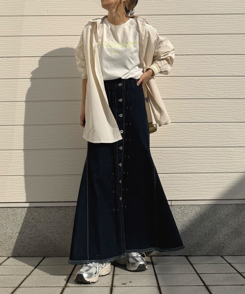 Q（キュー）の「ラウンドネック刺繍T（Tシャツ/カットソー・レディース・ブラック/ライトグリーン・MEDIUM）」の19枚目の写真