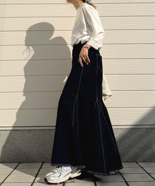 Q（キュー）の「ラウンドネック刺繍T（Tシャツ/カットソー・レディース・ブラック/ライトグリーン・MEDIUM）」の18枚目の写真