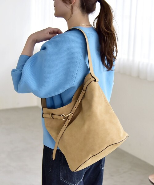 quaranciel（カランシエル）の「quaranciel: ワンハンドル ベルトデザイン トート バッグ（A4対応）（トートバッグ・レディース・ベージュ/グレー/ピンク・ONE SIZE）」の21枚目の写真