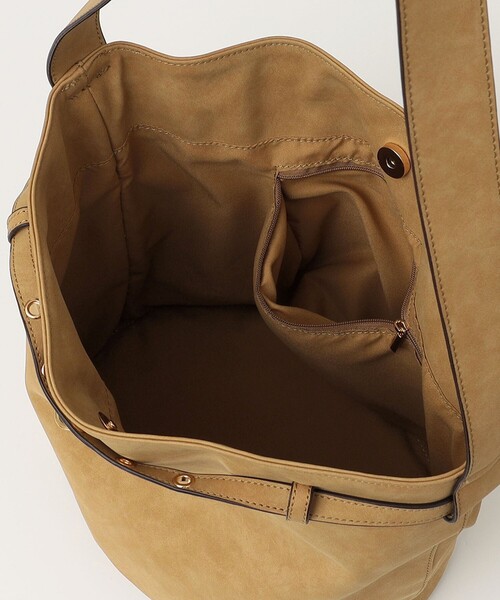 quaranciel（カランシエル）の「quaranciel: ワンハンドル ベルトデザイン トート バッグ（A4対応）（トートバッグ・レディース・ベージュ/グレー/ピンク・ONE SIZE）」の8枚目の写真