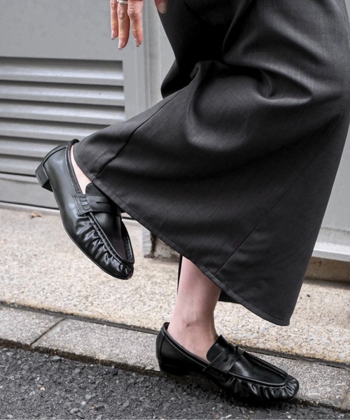 feepur（フェピュール）の「【6サイズ展開】スクエアトゥギャザーローファー（ローファー・レディース・ブラック・22.5/23.5/24.5/25/25.5/26）」の13枚目の写真