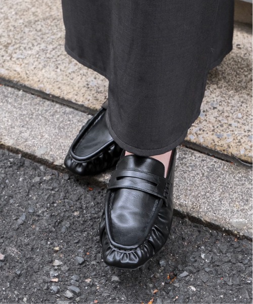 feepur（フェピュール）の「【6サイズ展開】スクエアトゥギャザーローファー（ローファー・レディース・ブラック・22.5/23.5/24.5/25/25.5/26）」の14枚目の写真