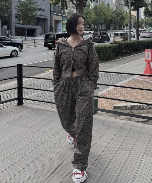 LMCの「S OG STRAIGHT SWEAT PANTS black（その他パンツ・レディース・その他・L/M/S）」の7枚目の写真