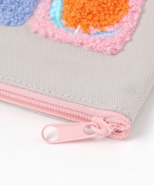LAKOLE（ラコレ）の「【入園入学にも】[FRUITS AND BLOOM]サガラ刺繍ティッシュポーチ / 612310（ポーチ・レディース・グレー/イエロー・FREE）」の8枚目の写真