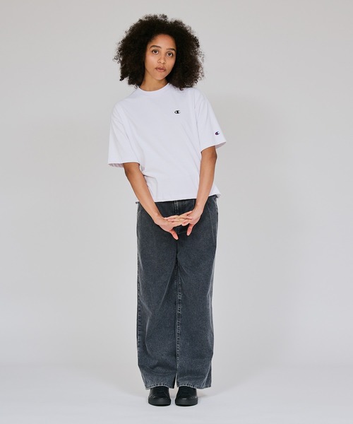 Champion(チャンピオン)の「【Champion/チャンピオン】レディース ショートスリーブTシャツ(Tシャツ/カットソー・レディース・ダークブラウン/モスグリーン/オフホワイト/ブルー系その他3・MEDIUM/LARGE)」の8枚目の写真