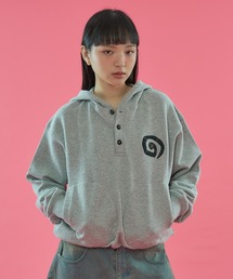 WISH FOR EVER（ウィッシュフォーエバー）の「【 4color / 3size 】SWEAT ONE POINT PATCHWORK HENRY HOODIE（パーカー）」