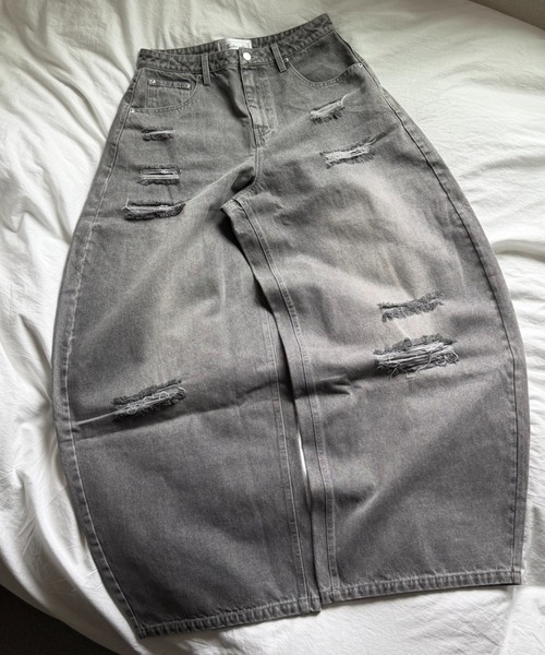 Theater code(シアターコード)の「Theater code × 6hourssleep ヴィンテージダメージワイドレッグ デニムパンツ(デニムパンツ・メンズ・グレー・M/L)」の7枚目の写真