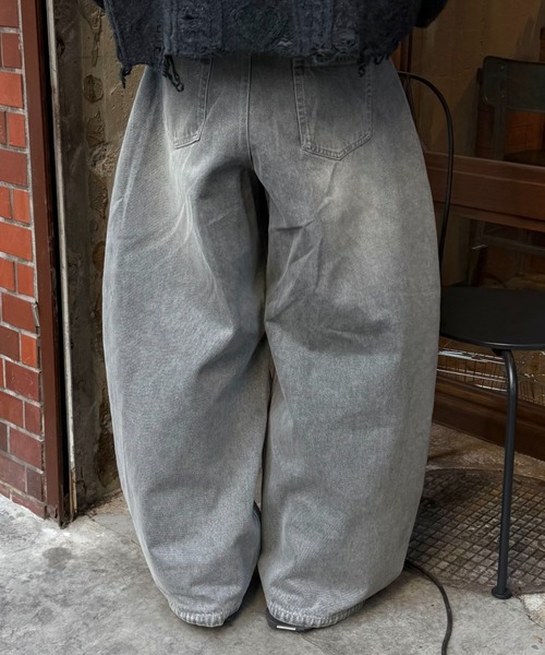 Theater code(シアターコード)の「Theater code × 6hourssleep ヴィンテージダメージワイドレッグ デニムパンツ(デニムパンツ・メンズ・グレー・M/L)」の20枚目の写真
