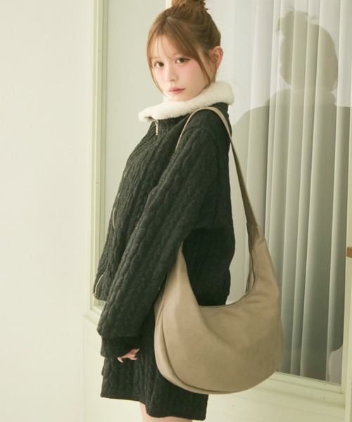 TITTY&CO.(ティティーアンドコー)の「ベルトショルダーホーボーバッグ(ショルダーバッグ・レディース・ピンク/ベージュ/アイボリー・FREE)」の18枚目の写真