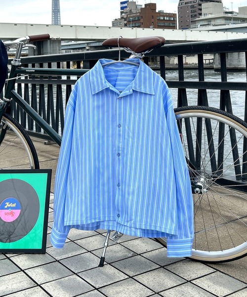 UNDERSTATEMENTs(アンダーステイトメント)の「【ユニセックス】ショート丈ベーシックシャツ(シャツ/ブラウス・メンズ・ブルー系その他/ブラック系その他/ライトブルー/ブルー/ホワイト/ホワイト系/ホワイト系その他/ネイビー系/ネイビー/ブラック系その他2/ブラック系/チャコールグレー/ブルー系その他2/ブラック/ブラウン系その他・MEDIUM/LARGE)」の13枚目の写真