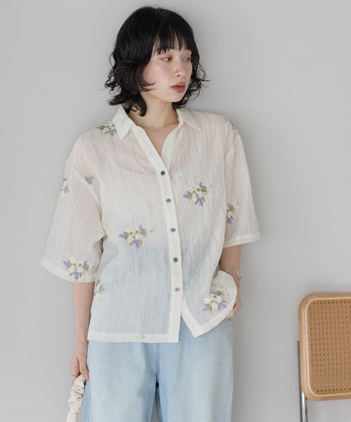 SOTT(ソット)の「花刺繍スキッパーシャツ(シャツ/ブラウス・レディース・オフホワイト/ブラック・FREE)」の18枚目の写真