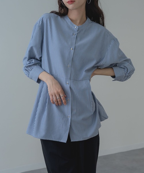 ANNA LUNA(アンナルナ)の「【ANNA LUNA】美シルエット ウエストタック ブラウス(シャツ/ブラウス・レディース・ネイビー/サックスブルー・MEDIUM)」の2枚目の写真