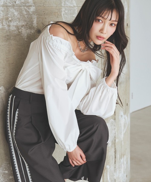AND COUTURE(アンドクチュール)の「サイドレースラインパンツ(その他パンツ・レディース・チャコールグレー/ブラック・MEDIUM/SMALL)」の17枚目の写真