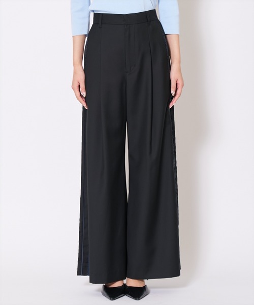 AND COUTURE(アンドクチュール)の「サイドレースラインパンツ(その他パンツ・レディース・チャコールグレー/ブラック・MEDIUM/SMALL)」の4枚目の写真