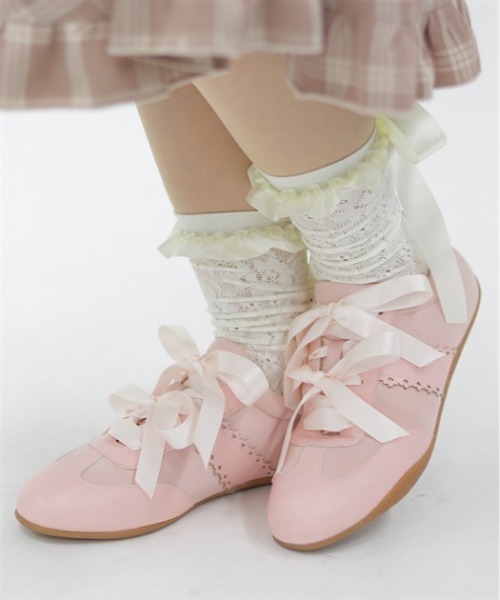 axes femme POETIQUE（アクシーズファムポエティック）の「ダブルリボンサテンスニーカー（スニーカー・レディース・ピンク/ブラック・MEDIUM/LARGE）」の2枚目の写真