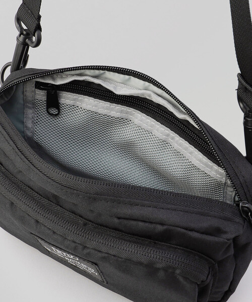 KiU(キウ)の「KiU/キウ 300D FP MINI SHOULDER BAG フロントポケットミニショルダーバッグ【K156】(ショルダーバッグ・メンズ・その他15/ナチュラル/ブラック/レオパード/カモフラージュ・ONE SIZE)」の9枚目の写真