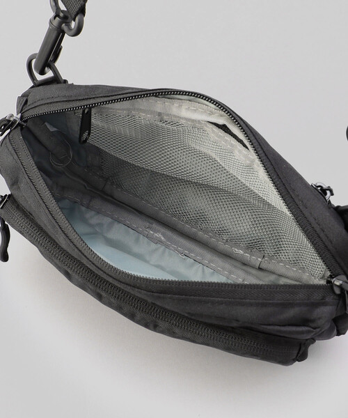 KiU(キウ)の「KiU/キウ 300D FP MINI SHOULDER BAG フロントポケットミニショルダーバッグ【K156】(ショルダーバッグ・メンズ・その他15/ナチュラル/ブラック/レオパード/カモフラージュ・ONE SIZE)」の14枚目の写真
