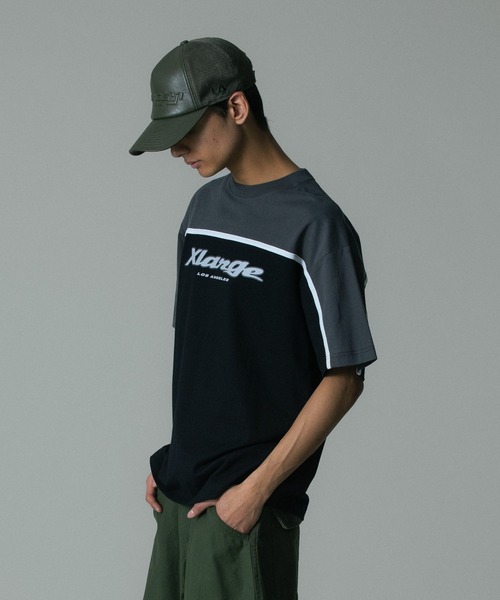 XLARGE(エクストララージ)の「COLOR SCHEME S/S TEE(Tシャツ/カットソー・メンズ・ブラック/グリーン/ネイビー・XL/L/M/S)」の7枚目の写真
