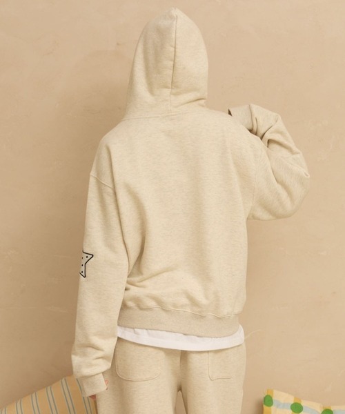 WaiKei（ワイケイ）の「セットアップ着用可能【UNISEX】Wai Kei／アップリケドットジップ（パーカー・レディース・ベージュ/ブラック・LARGE/MEDIUM）」の10枚目の写真