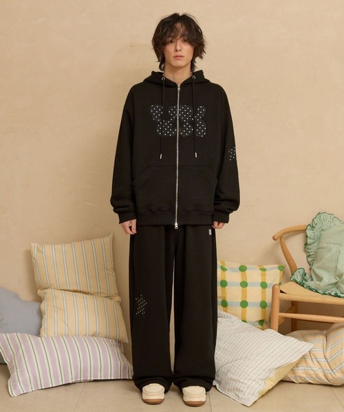 WaiKei（ワイケイ）の「セットアップ着用可能【UNISEX】Wai Kei／アップリケドットジップ（パーカー・レディース・ベージュ/ブラック・LARGE/MEDIUM）」の14枚目の写真