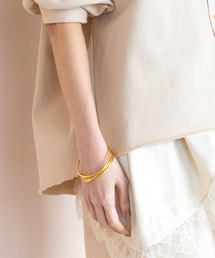 Elura（エルーラ）の「クロスステンレスバングル/669437（ブレスレット）」