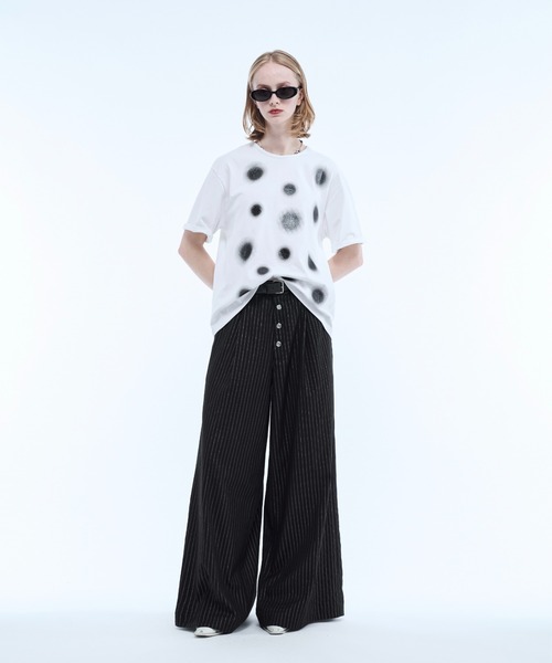 seyto(セイト)の「Gradation lame dot print graphic tee / グラデーションラメドットプリントグラフィックTシャツ(Tシャツ/カットソー・メンズ・ホワイト/ブラック/レッド・1/3/2)」の16枚目の写真